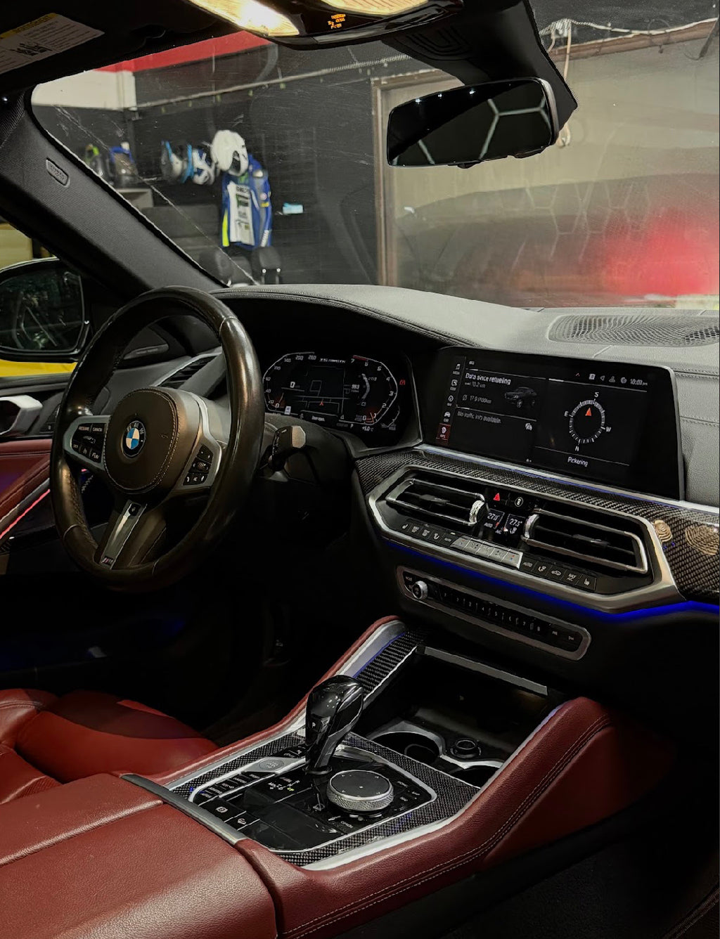 BMW X6 M50i